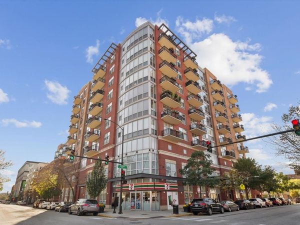 1201 W Adams Street , Unit 904, Chicago, IL 60607