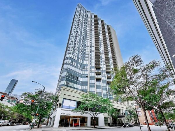 111 W Maple Street , Unit 2902, Chicago, IL 60610