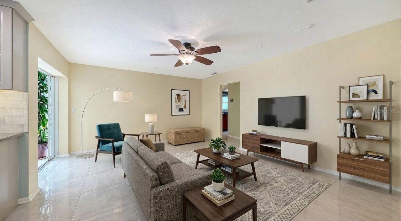 2295 Pine View Circle, Sarasota, FL 34231 Photo