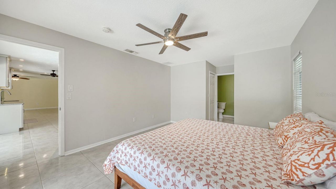 2295 Pine View Circle, Sarasota, FL 34231 Photo