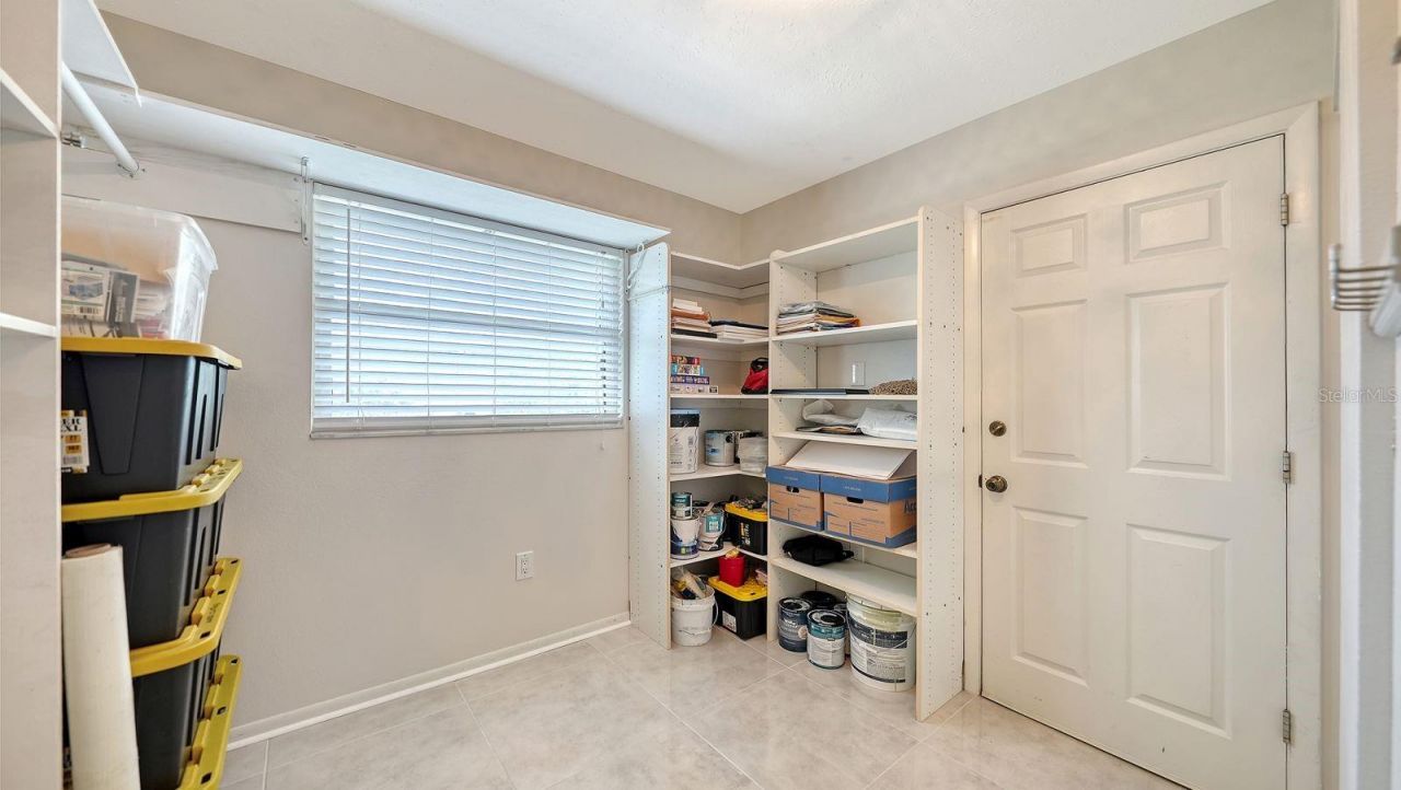 2295 Pine View Circle, Sarasota, FL 34231 Photo