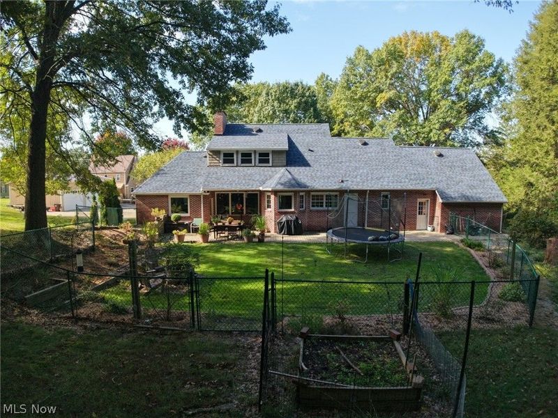 814 Colegate Drive, Marietta, OH 45750 Photo 2