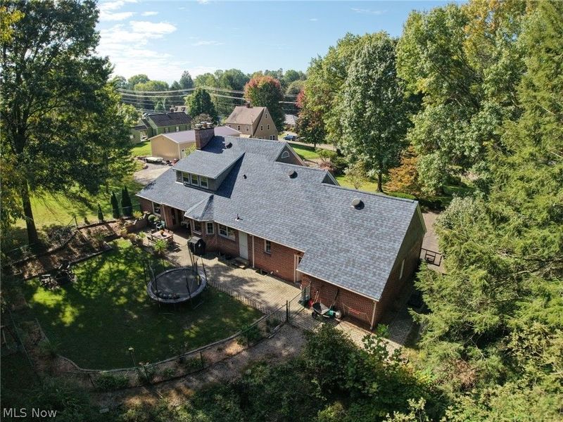 814 Colegate Drive, Marietta, OH 45750 Photo 3