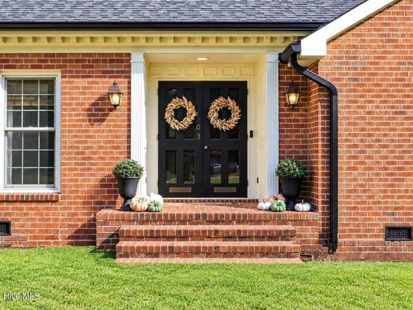 2203 Rouse Road, Kinston, NC 28504