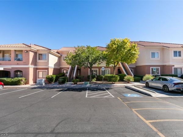 352 Pine Haven Street , Unit 205, Las Vegas, NV 89144