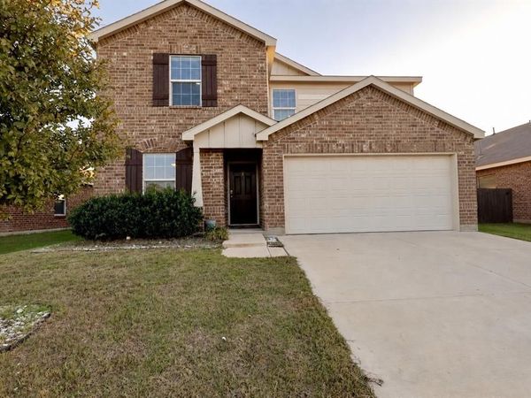 949 Shire Avenue, Haslet, TX 76052