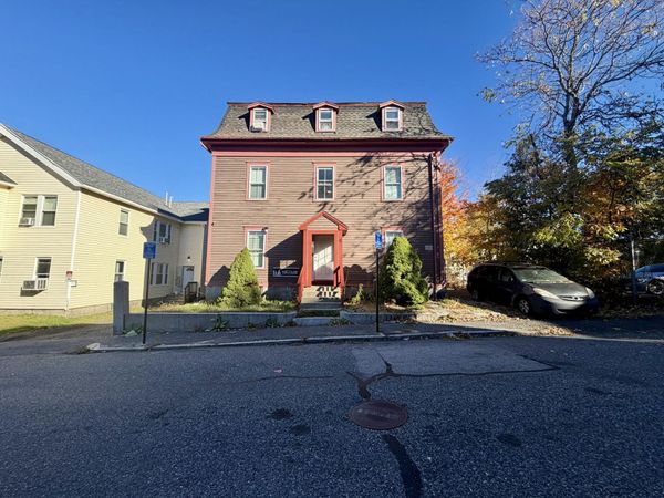8 Cottage Street, Unit 1, Worcester, MA 01609