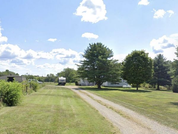 27644 Kime Holderman , Circleville, OH 43113