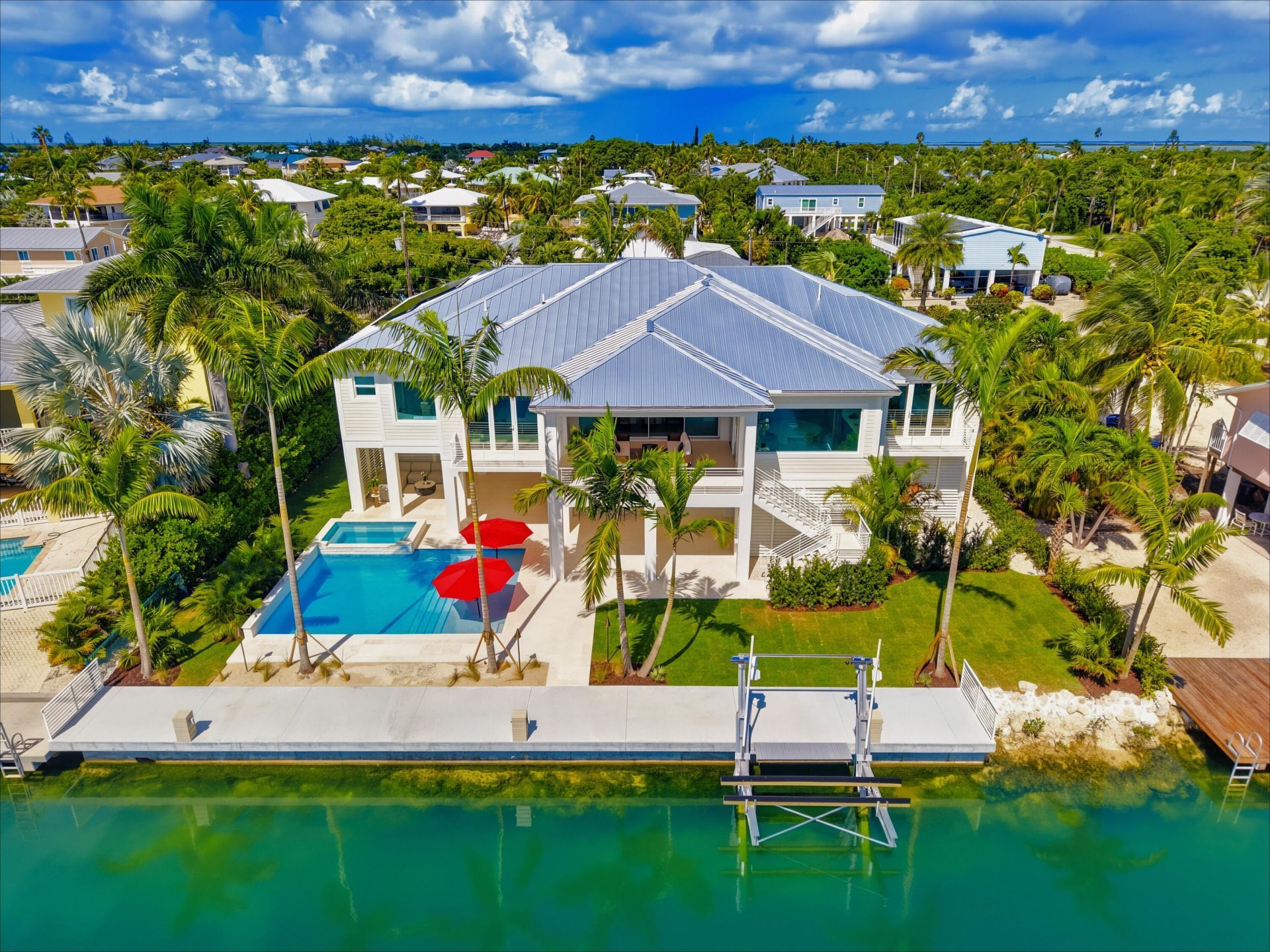 17162 W Starfish Lane, Sugarloaf, FL 33042 Photo