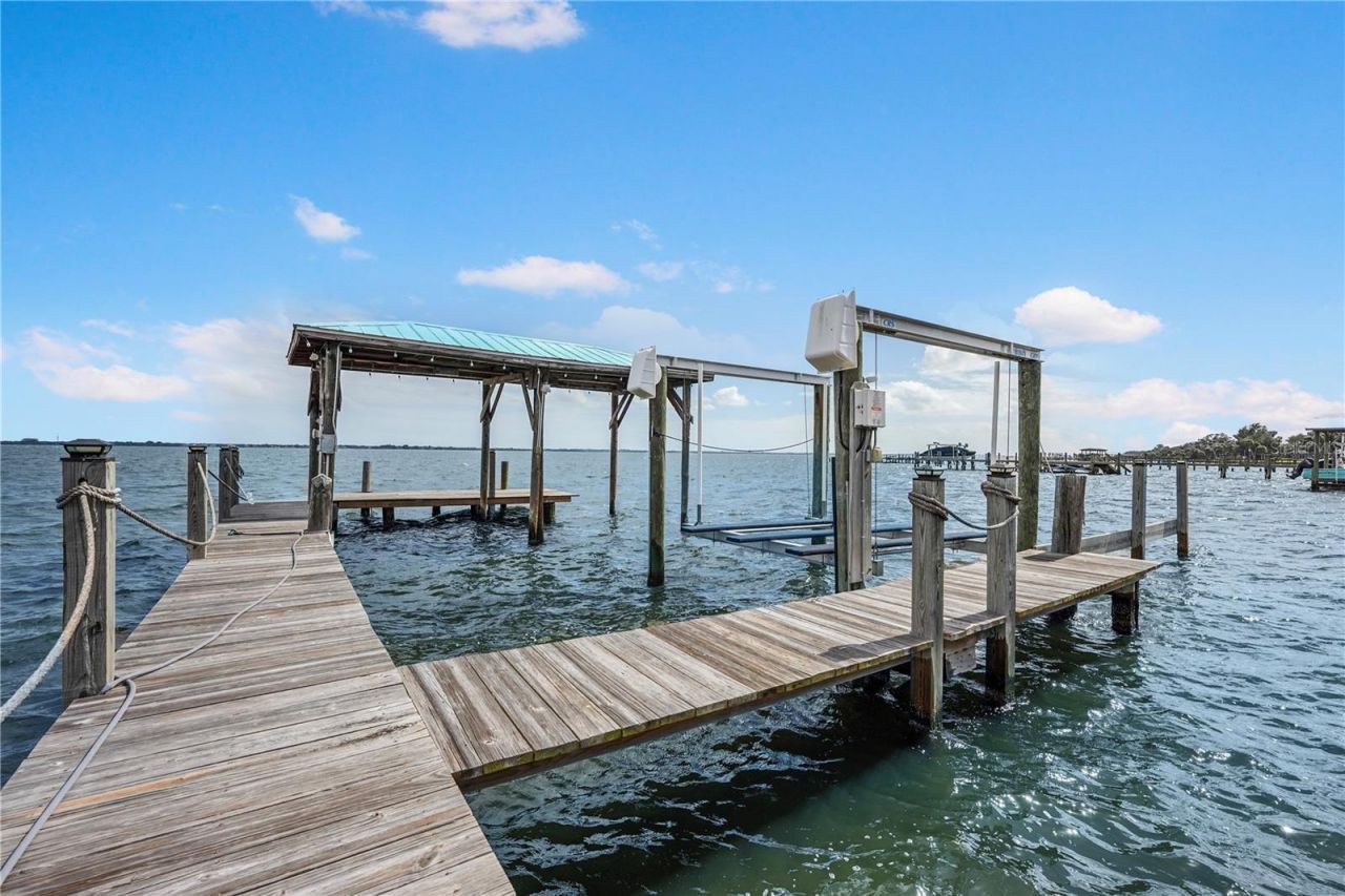 4270 Indian River Drive, Cocoa, FL 32927 Photo