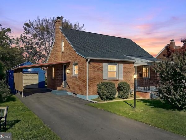 2005 FILBERT STREET, YORK, PA 17404