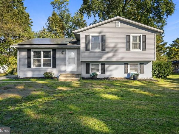 40 W INNER CIRCLE, DOVER, DE 19904