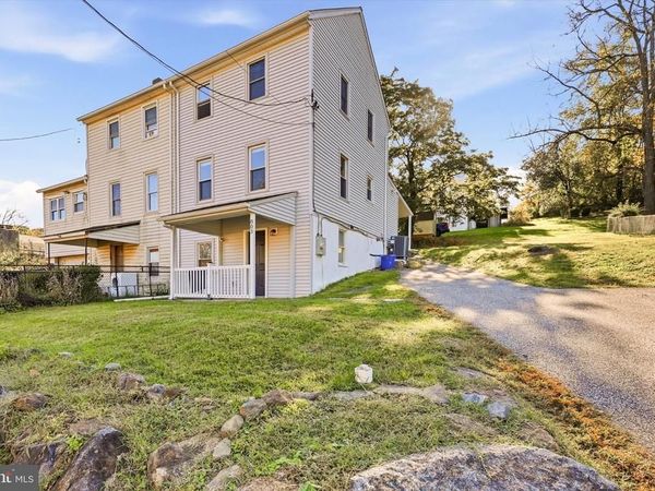 803 MAPLE LANE , ASTON, PA 19014
