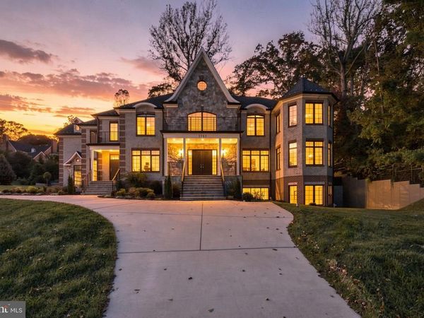 1151 DOMINION COURT, MCLEAN, VA 22102