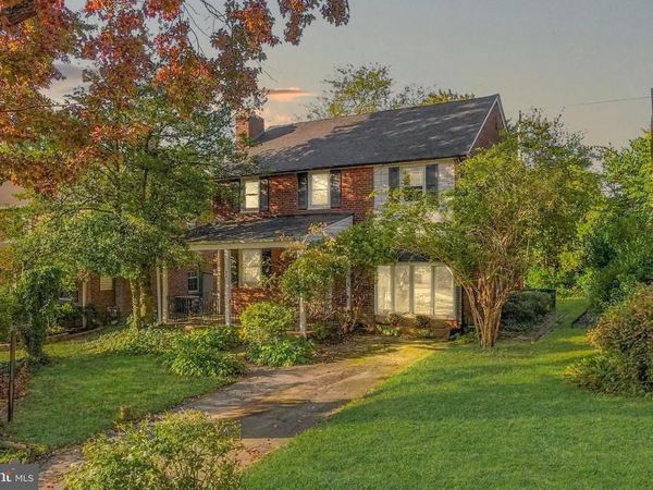 22 ROCK GLEN ROAD, WYNNEWOOD, PA 19096