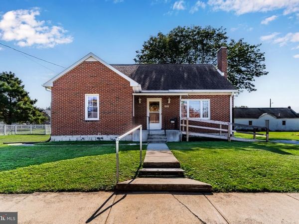 315 W GREEN STREET , MECHANICSBURG, PA 17055
