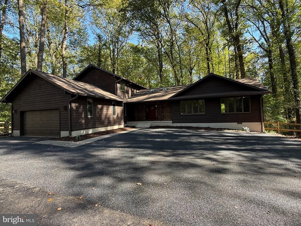 1680 PREAKNESS DRIVE , GAMBRILLS, MD 21054