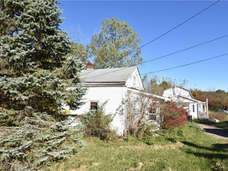 1438 S County Line Road, Geneva, OH 44041 Photo 3