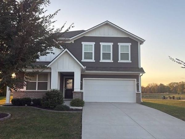 2466 Dixon Creek Drive , Whitestown, IN 46075