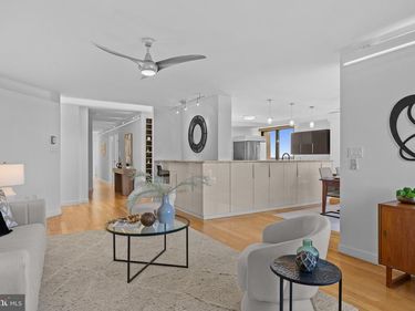 4141 HENDERSON ROAD, Unit 910, ARLINGTON, VA 22203