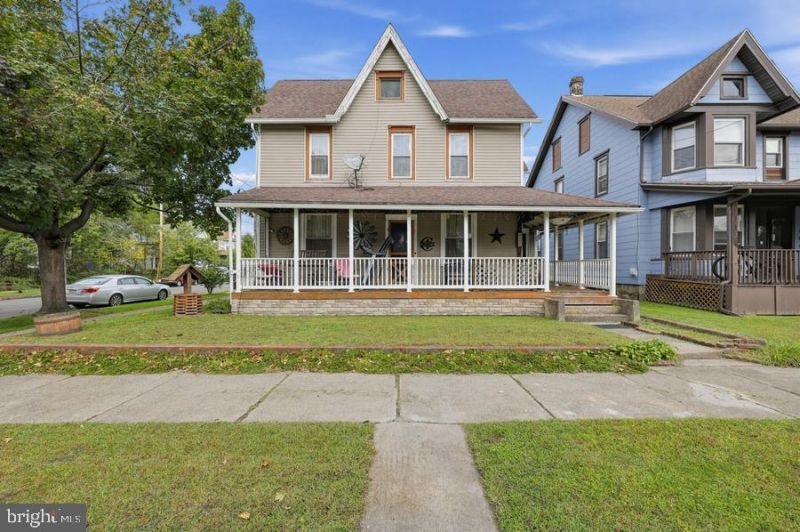 608 N MARKET STREET , BERWICK, PA 18603