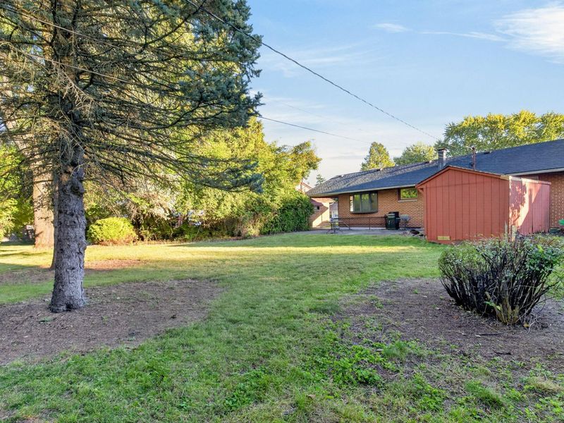 327 Brocone Drive, Vandalia, OH 45377 Photo 35