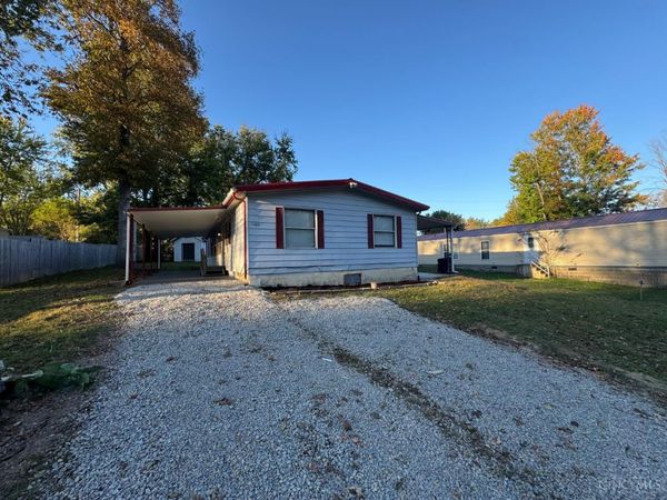 11483 Holiday, Hillsboro, OH 45133
