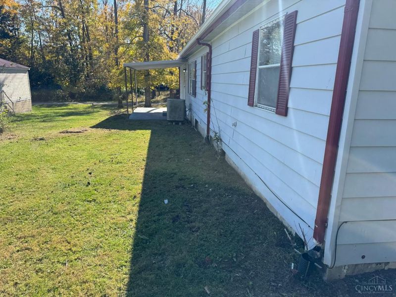 11483 Holiday, Hillsboro, OH 45133 Photo 4