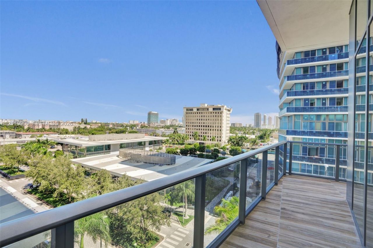 1170 E Hallandale Beach, Unit 608, Hallandale Beach, FL 33009 Photo