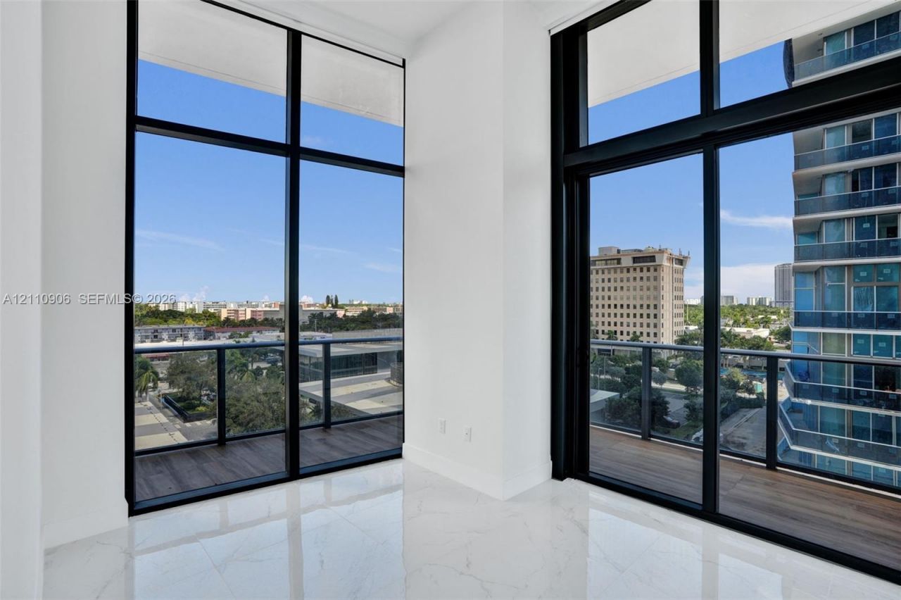 1170 E Hallandale Beach, Unit 608, Hallandale Beach, FL 33009 Photo