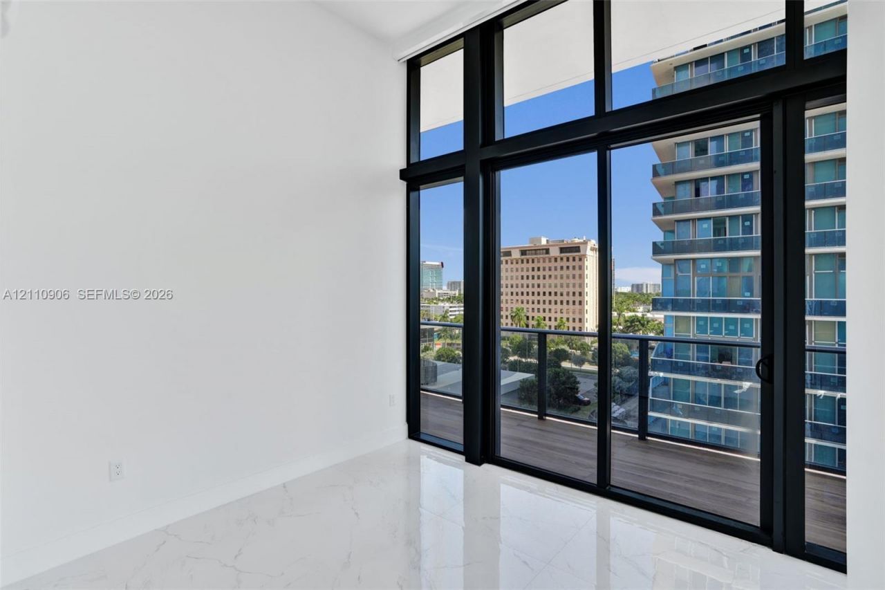 1170 E Hallandale Beach, Unit 608, Hallandale Beach, FL 33009 Photo