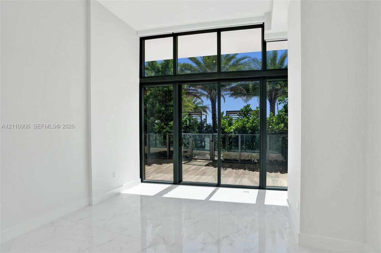 1170 E Hallandale Beach, Unit 608, Hallandale Beach, FL 33009 Photo