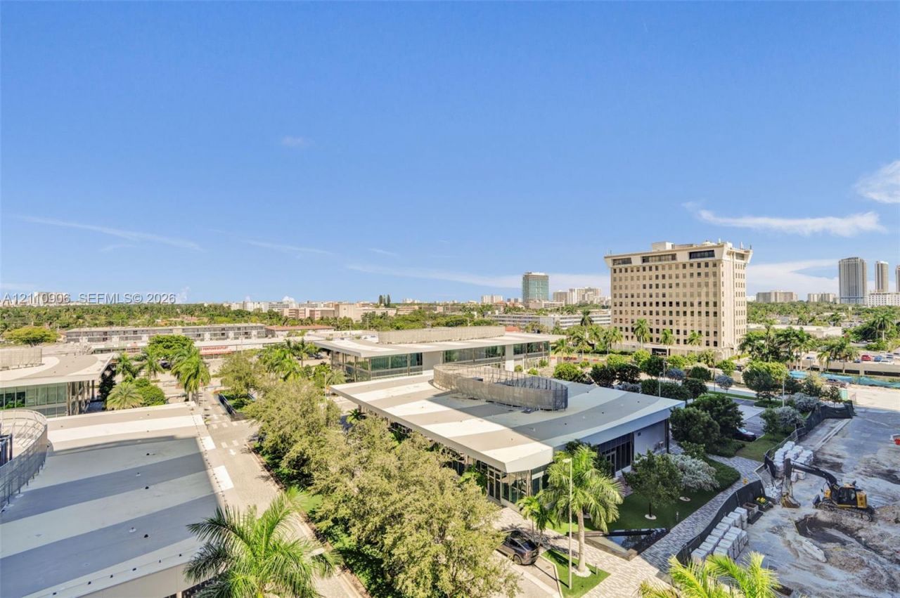 1170 E Hallandale Beach, Unit 608, Hallandale Beach, FL 33009 Photo
