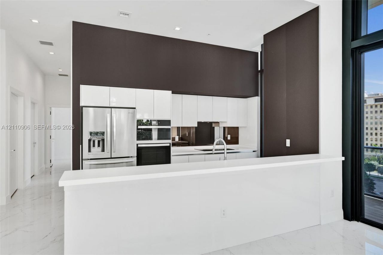 1170 E Hallandale Beach, Unit 608, Hallandale Beach, FL 33009 Photo