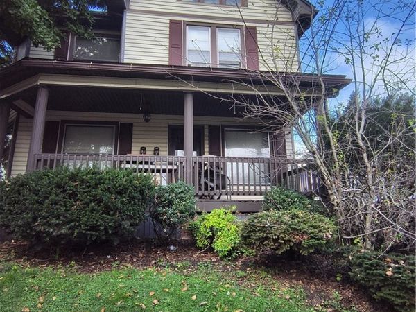 213 N 8th Street, Cambridge, OH 43725