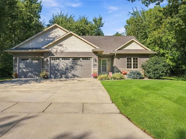 1904 Deblene Lane, Eau Claire, WI 54703