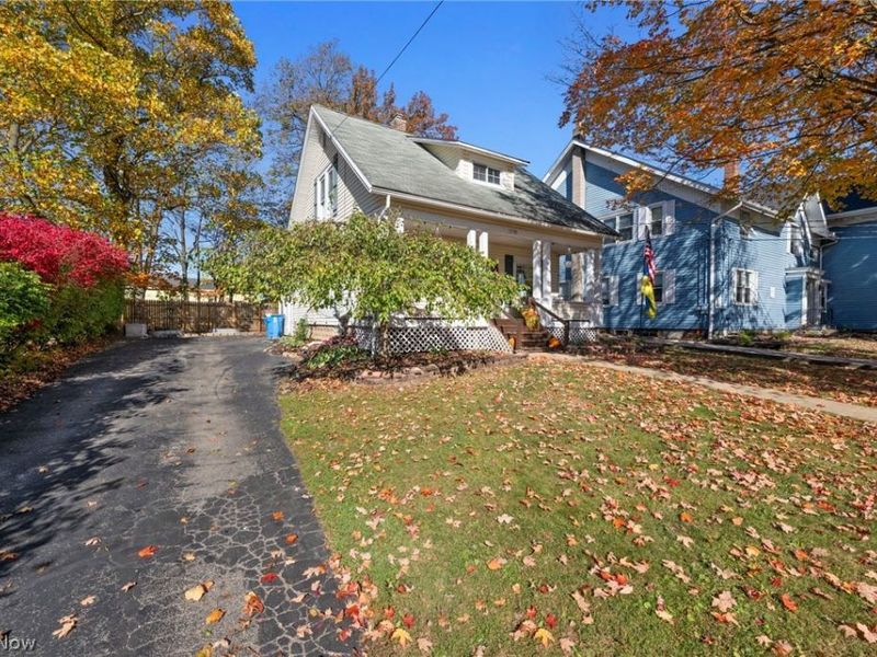 13790 Spring Street, Burton, OH 44021 Photo 3