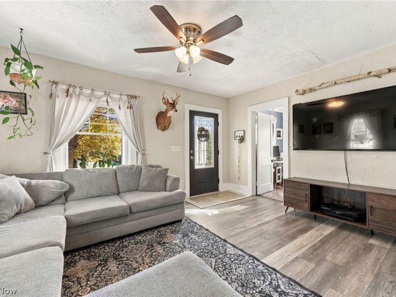 13790 Spring Street, Burton, OH 44021 Photo 6