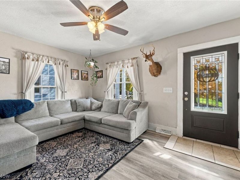 13790 Spring Street, Burton, OH 44021 Photo 7