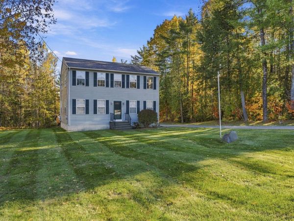 87 New Boston Road , Hermon, ME 04401