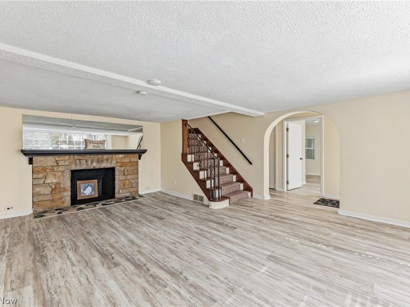 35755 Miles Road, Moreland Hills, OH 44022 Photo 11