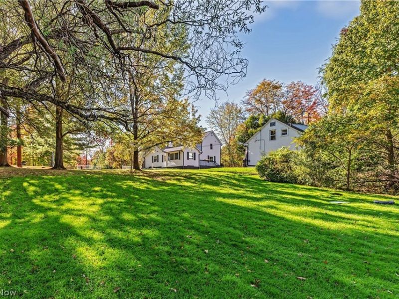 35755 Miles Road, Moreland Hills, OH 44022 Photo 47