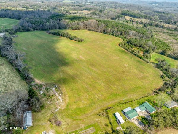 1220 Floyd Walker Rd, Maryville, TN 37801