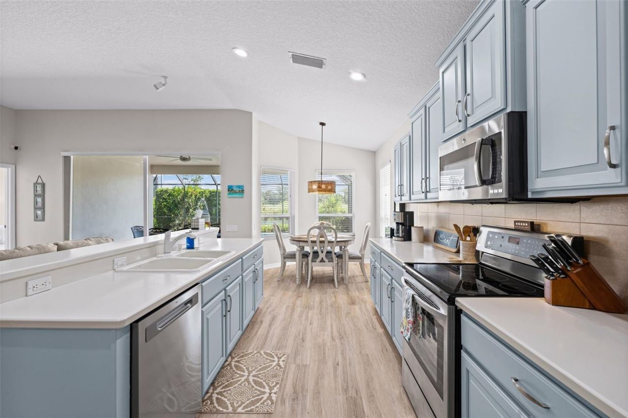 7164 Drewrys Bluff, Bradenton, FL 34203 Photo