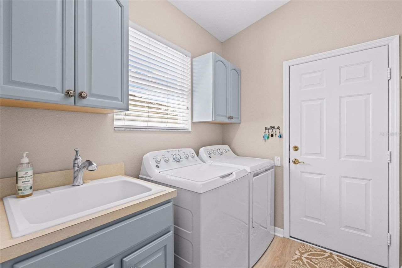 7164 Drewrys Bluff, Bradenton, FL 34203 Photo