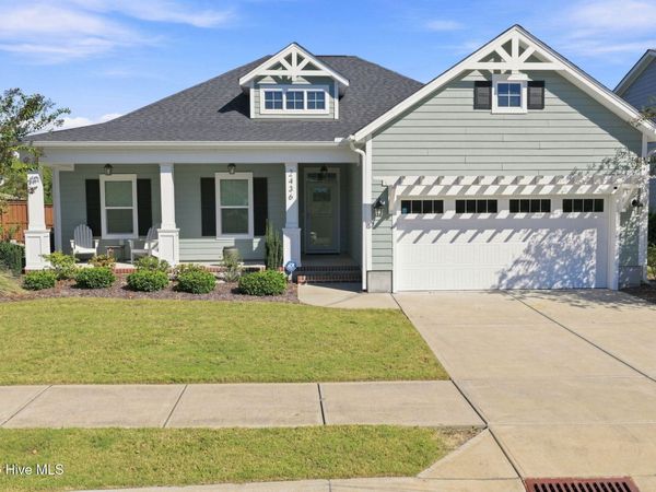 2436 Lakeside Circle, Wilmington, NC 28401