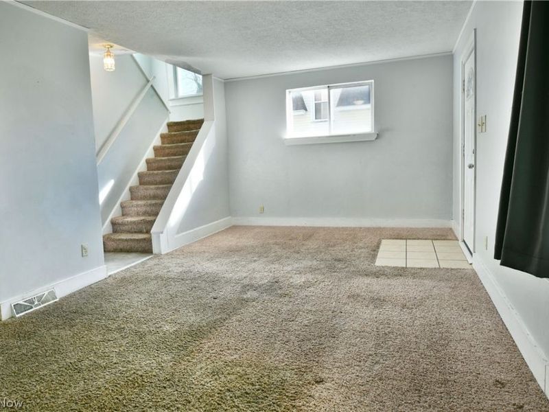 28 Walnut Street, Struthers, OH 44471 Photo 15