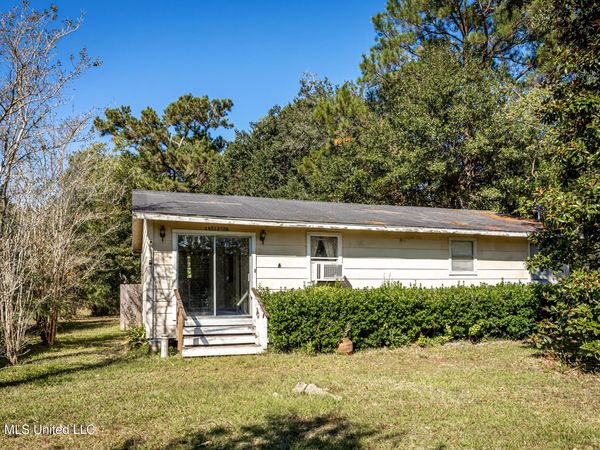 14804 Parker Road, Biloxi, MS 39532