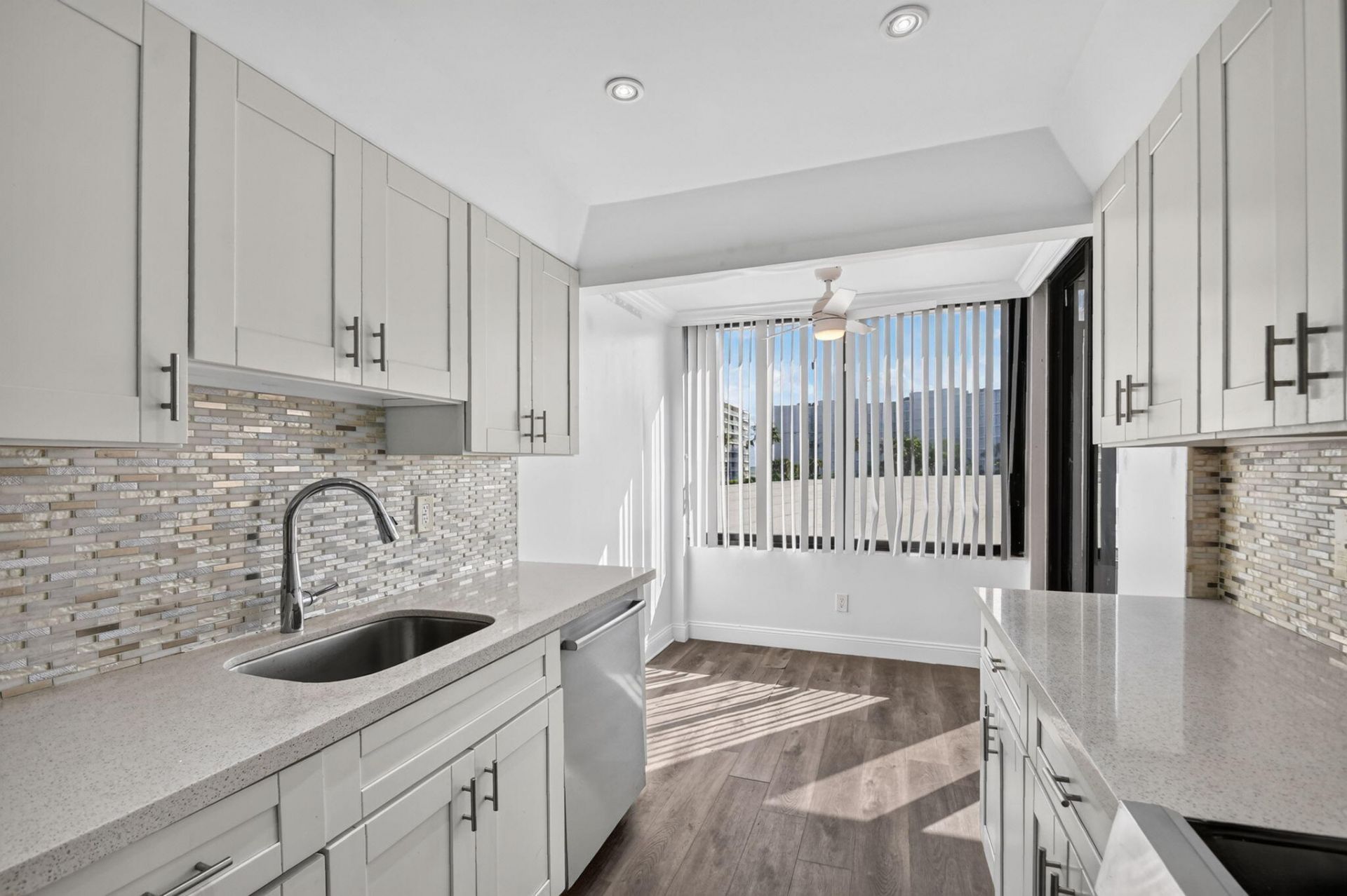 3589 S Ocean Boulevard, Unit 303, South Palm Beach, FL 33480 Photo