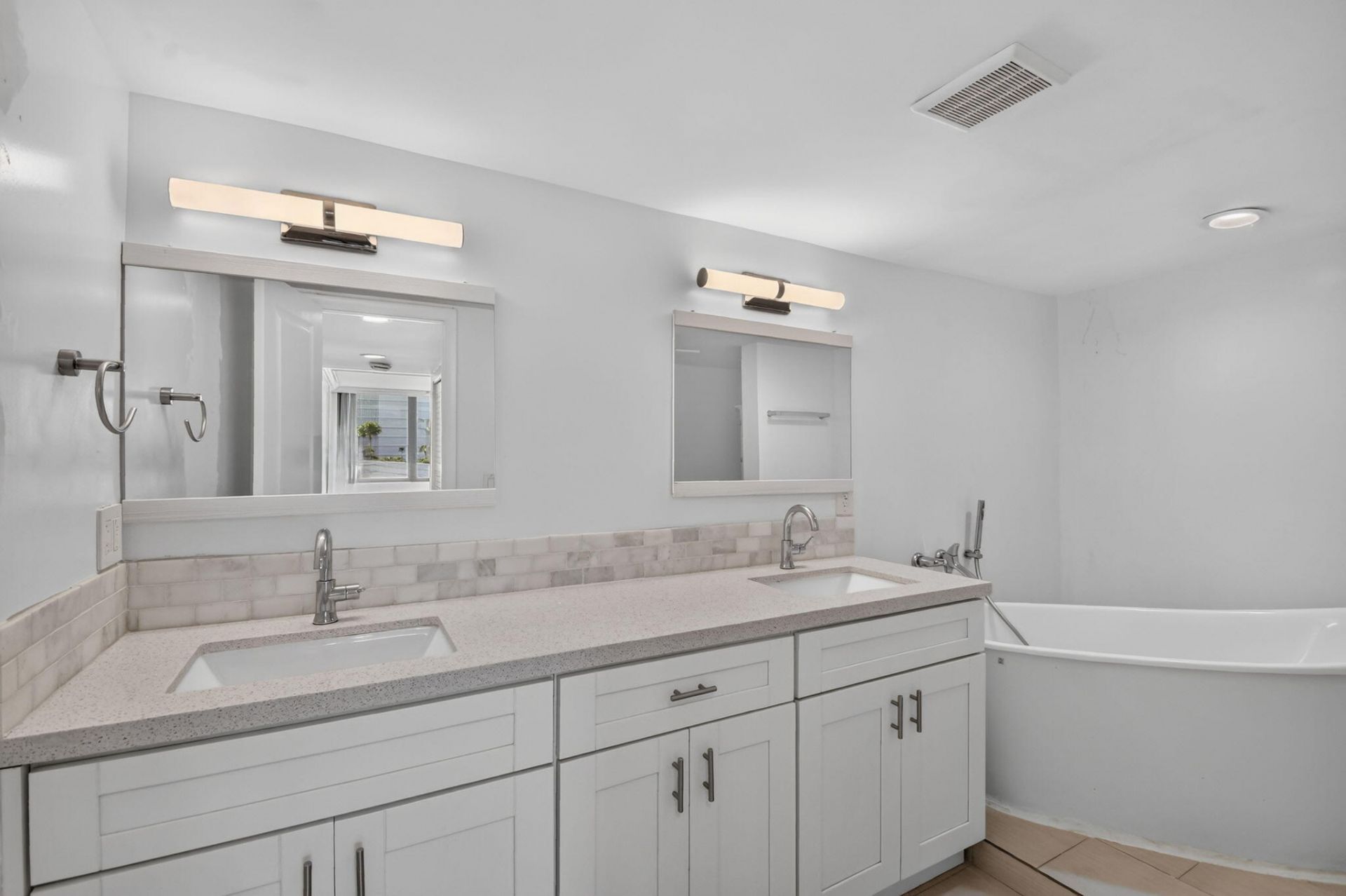 3589 S Ocean Boulevard, Unit 303, South Palm Beach, FL 33480 Photo
